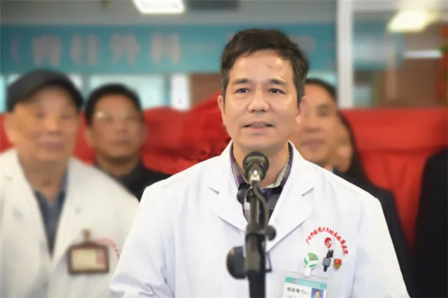 【永远跟党走】廉洁行医，以人为本——记广西中医药大学附属瑞康医院大骨科主任、外科党总支书记刘汝专