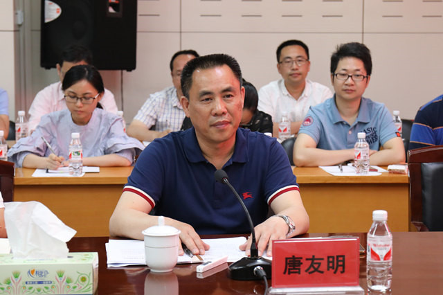 广西科技厅专家组到我院调研指导