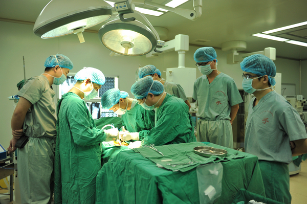 七彩梦行动计划还残疾儿童美好新生活——我院骨四肢一区为广西贫困肢体残疾儿童开展矫治手术