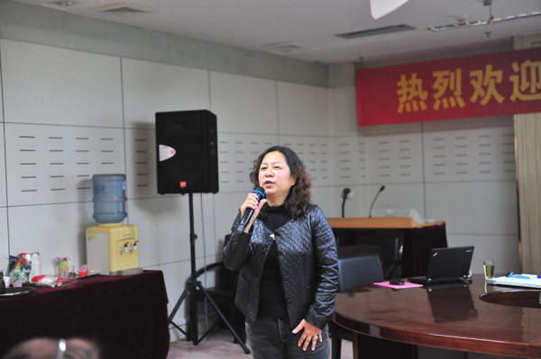 “提升服务质量做患者满意的医院”——复旦大学高燕萍博士莅临我院做医院服务剧本培训