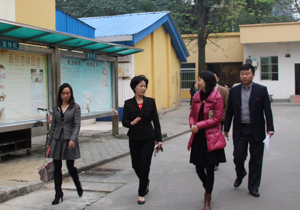 瑞康临床医学院认真组织新学期开学第一天教学检查