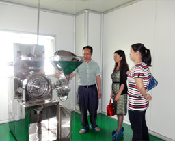 桂林医学院简洁副院长一行到我院药物研发中心进行实习生工作考察