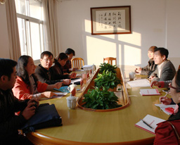 南宁市卫生计生委专家组检查我院2014年妇幼健康服务项目工作