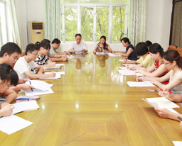 中共瑞康临床医学院教务学生党总支理论学习会顺利召开