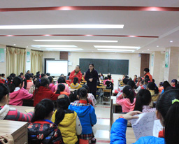 身心健康从青少年抓起我院生理健康知识讲座走进华强路小学