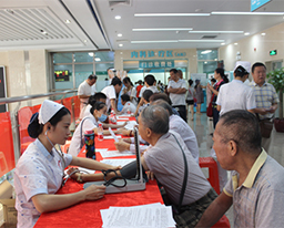 我院开展“世界关节炎日”义诊活动