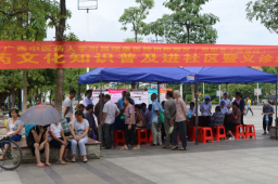 田阳院区开展“中医药文化进社区”免费义诊活动