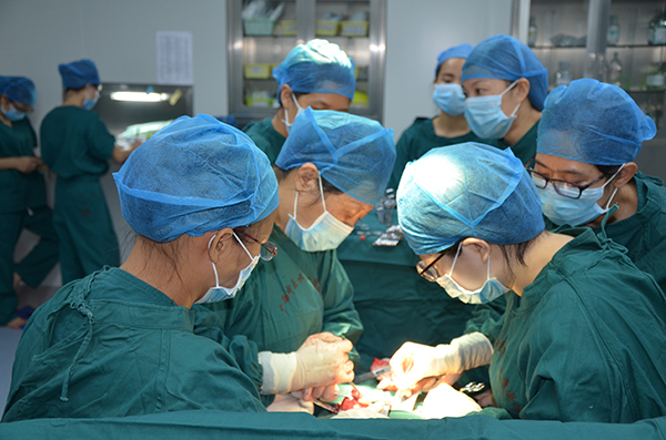 田阳院区妇产科同天成功实施两例手术