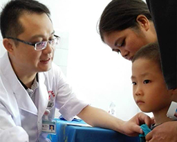 “扶贫救心”瑞康医院在行动！