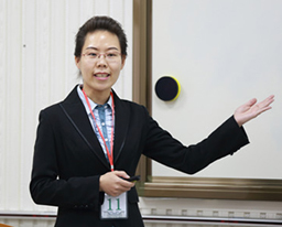 【先进模范】肝病内科童汪霞