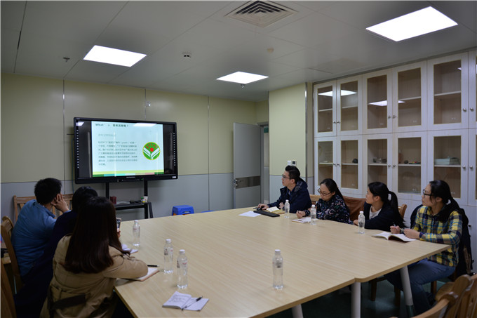 我院团委召开青年文明号集体经验交流座谈会