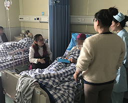 我院邀请专业人员为肿瘤患者做心理疏导