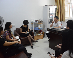 柳州妇幼保健院党委书记林忠一行莅临我院参观交流