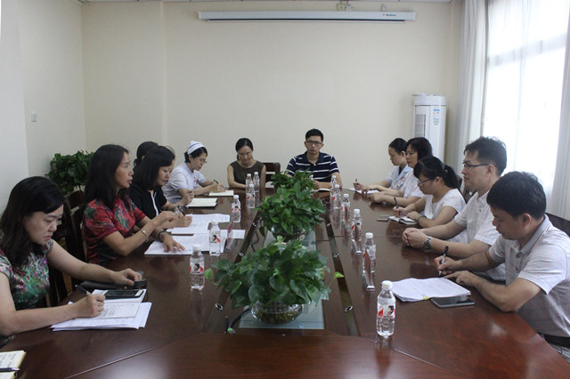 右江民族医学院领导一行到我院进行实习教学检查