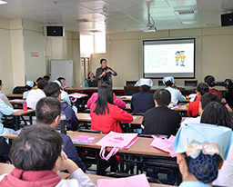 角色转换 关爱自身——我院邀请心理疏导专家来院授课