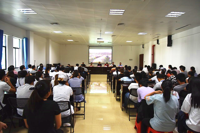 唐友明院长率队到田阳院区视察并召开会议