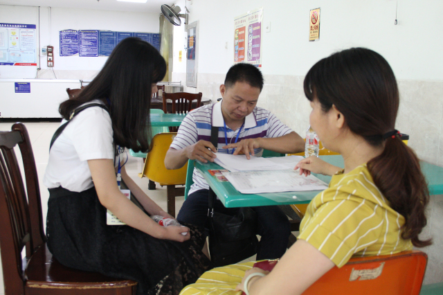 兴宁区卫计局到我院检查开展强化创建国家食品安全示范城市情况