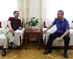 兴宁区城管局、华东社区领导到我院考察交流