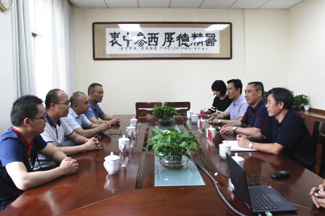 环江县人民医院到我院参观交流