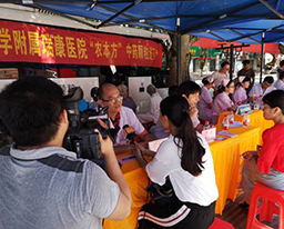 我院联合崇左市中医壮医医院开展中医中药中国行义诊活动