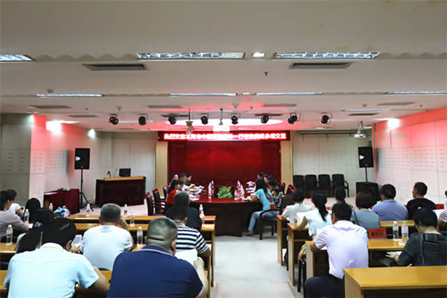 紧密型医联体成员单位——北海市中医医院中层干部来我院参观学习