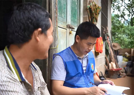 【不忘初心、牢记使命】跳健身操？少喝酒？李书记的脱贫攻坚路，有点特别！