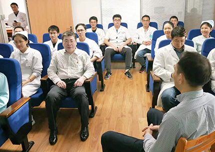 【不忘初心、牢记使命】医院党委班子成员回到各党支部参加主题教育专题组织生活会