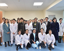 我院为蒋喜凤同志举行退休座谈会