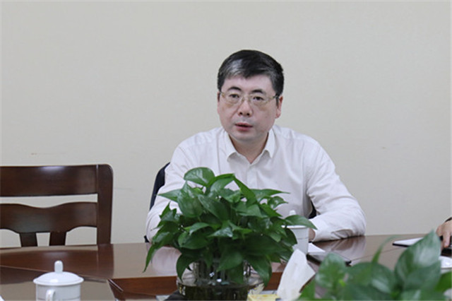 我院召开专题会议听取派驻村党组织“第一书记”扶贫工作情况汇报