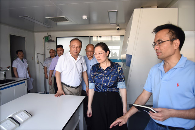 冷静副校长带队到我院调研指导