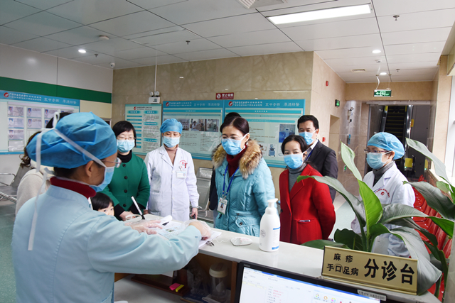 自治区中管局专家组到我院实地督导新型冠状病毒感染的肺炎诊疗及防控工作