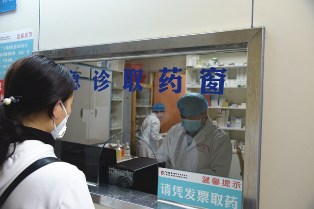 【瑞康战“疫”（二）】抗击“新冠”，“药”您健康——来看看特殊时期医院药师在忙什么