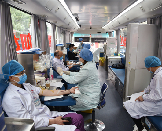 【瑞康战“疫”（十二）】我院医务人员带头献血助力疫情防控