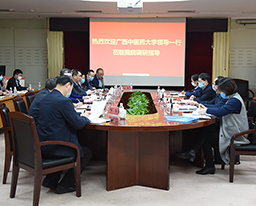 学校党委副书记何并文带队到我院开展调研指导