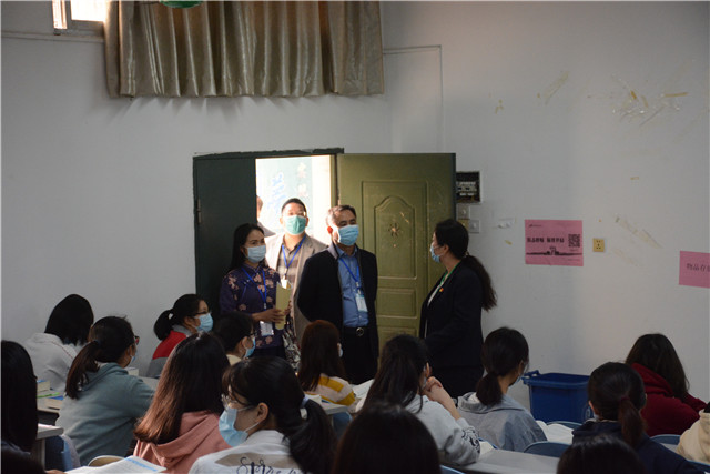瑞康临床医学院进行2019-2020学年下学期复课第一天教学检查