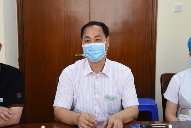 钦州市妇幼保健院党委书记潘志坚一行到我院参观交流