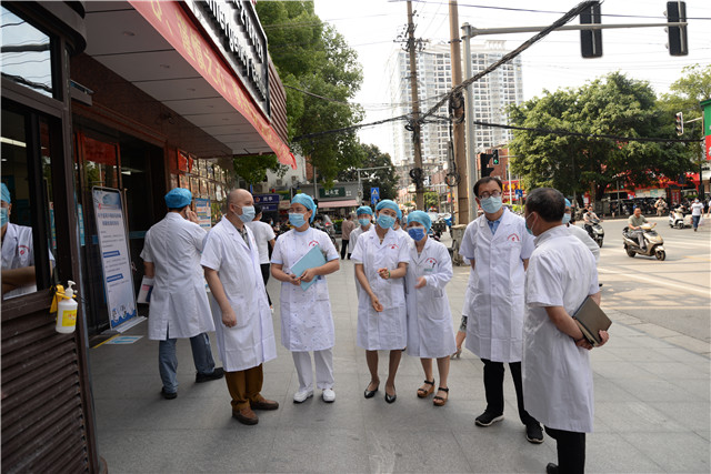 自治区中医药管理局到我院进行新冠肺炎常态化疫情防控督查