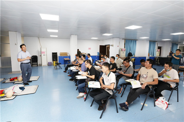 我院举办AHA急救培训