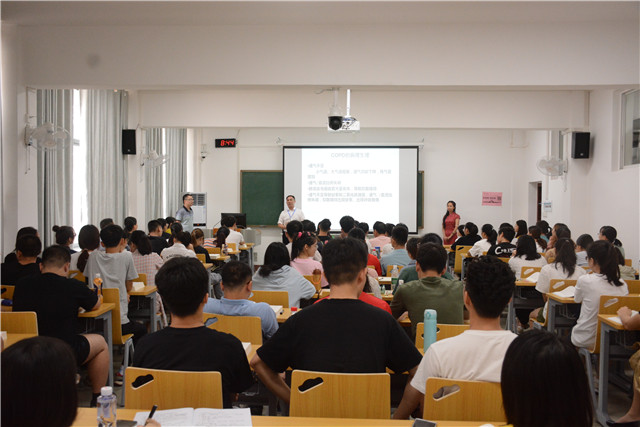 瑞康临床医学院开展新学期开学第一天教学检查工作