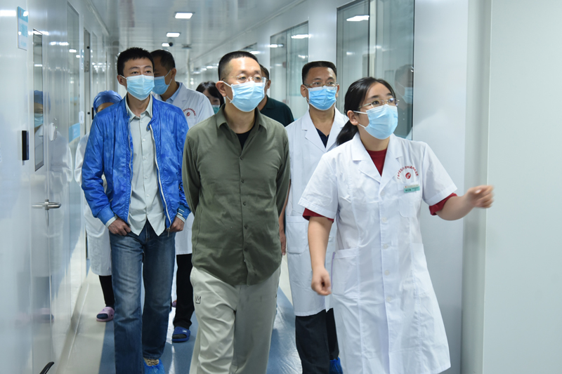 1参观.jpg 1参观.jpg