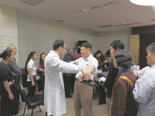 【南国早报】中老年人不可忽视膝盖健康