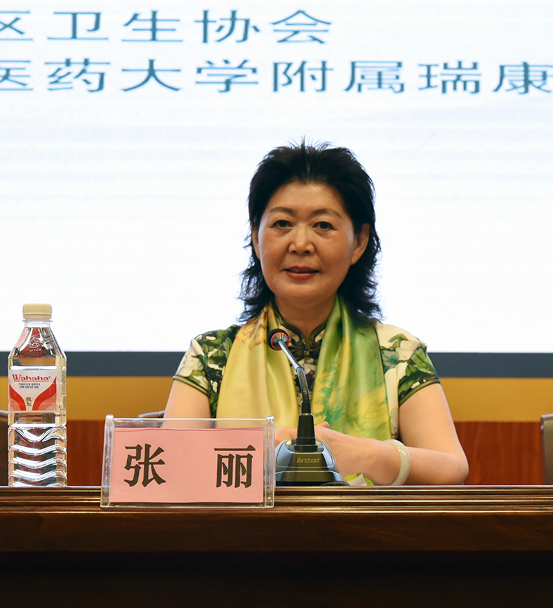 陈丽.jpg 陈丽.jpg