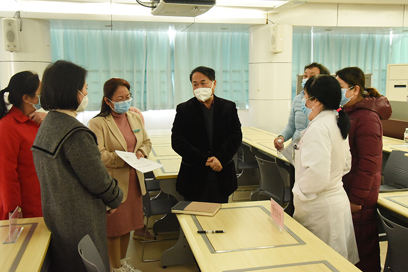 学校罗伟生总督学带队莅临我院开展广西中医药大学形成性评价实施情况检查