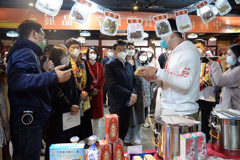 中医药大放异彩——我院积极参加广西冬季夜间文化和旅游消费活动