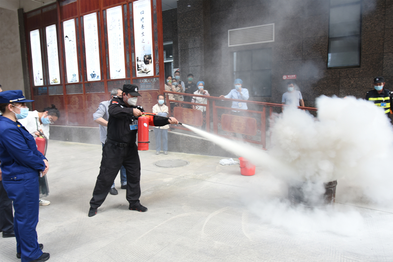 我院开展消防安全知识培训及演练