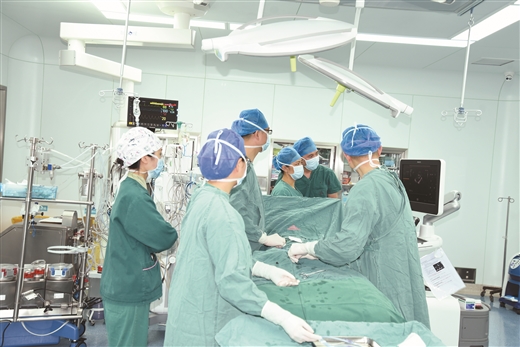 【广西日报】国家能源爱心行动救助项目在广西中医药大学附属瑞康医院启动，先心患儿有望申请最高5万元救助金