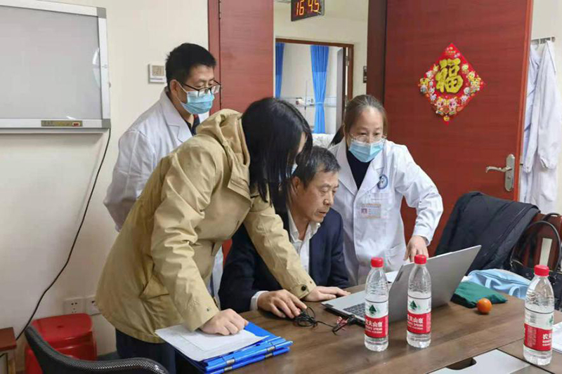 我院陈斯宁名中医工作室团队赴全州县中医院开展“名中医下基层”系列活动