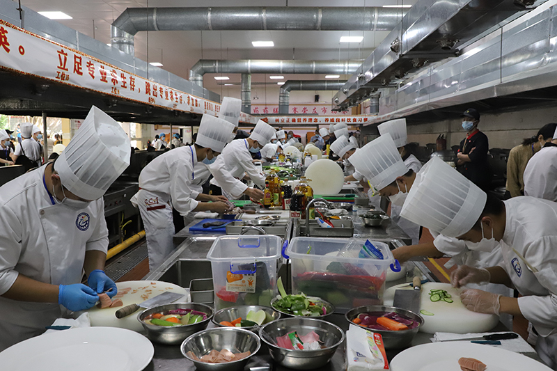 传承药膳文化，助力健康崇左——空港院区承办广西第一届中药壮瑶药药膳大赛崇左市初赛