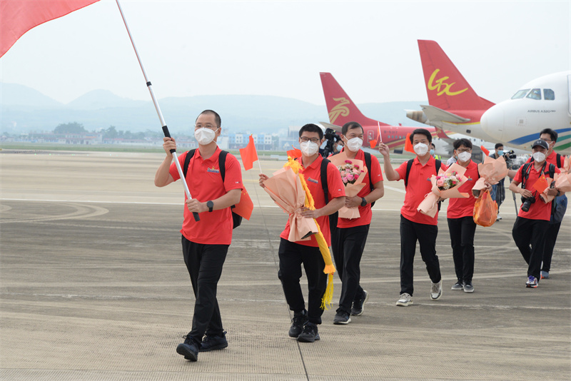 无畏“黔”行！我院医务部沈飞随广西援黔核酸检测队平安凯旋