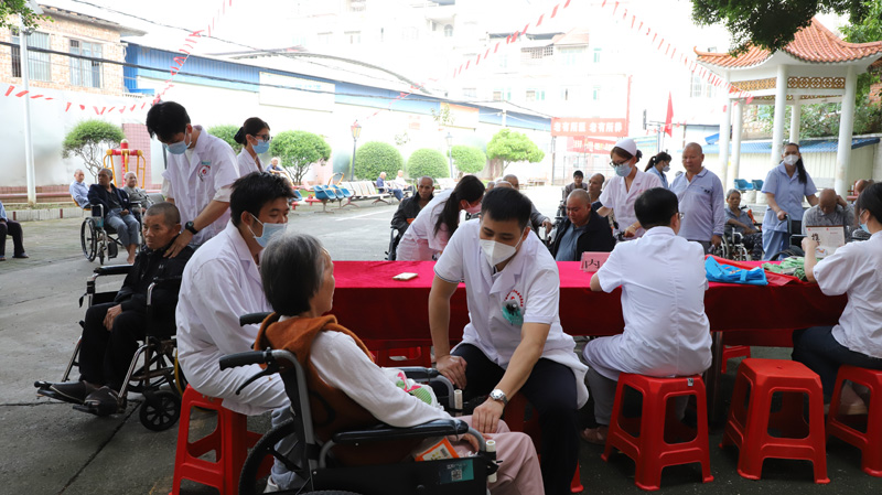 IMG_8745.jpg IMG_8745.jpg